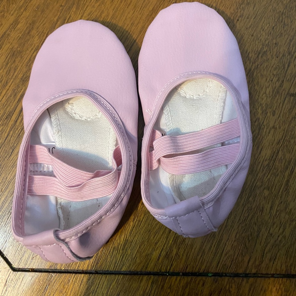 Pink toddler 8 ballet shoes